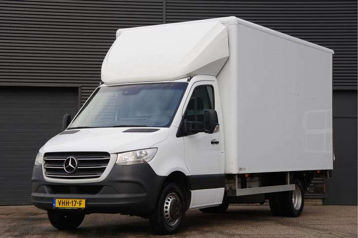 Zakelijke Lease |  Mercedes-Benz Sprinter 516 2.2 CDI L3 BAK, Auto's, Bestelauto's, Dealer onderhouden, Lease, Grijs, Automaat