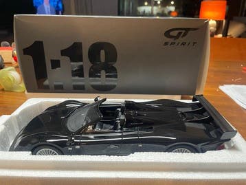 GT Spirit 1:18 - Modelauto - Mercedes-Benz CLK GTR Roadster, Nieuw