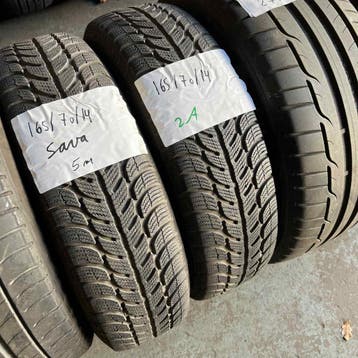 2 x Sava 165-70-14 Winterbanden 5mm, Auto-onderdelen, Banden en Velgen, 14 inch, Gebruikt, Band(en), Winterbanden
