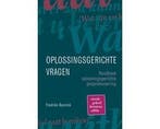 Boek Oplossingsgerichte vragen 9789043036566, Boeken, Verzenden, Zo goed als nieuw