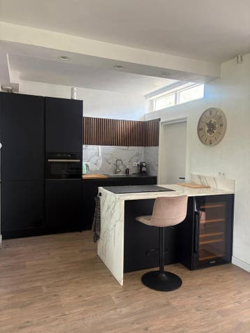 Te huur: Huis Van Iddekingeweg in Groningen, Groningen, Groningen