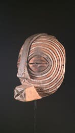 houten masker - Luba - DR Congo (Zonder minimumprijs)