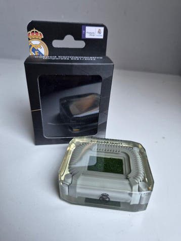 Real Madrid stuk gras Santiago Bernabeu, Nieuw