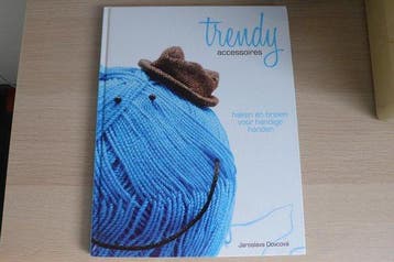 Trendy accessoires - Dovcová, Verzenden, Gelezen