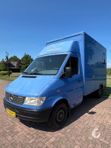 Leuke Mercedes opknapper paardenwagen!, Ophalen, Zo goed als nieuw, Aluminium, 2-paards trailer