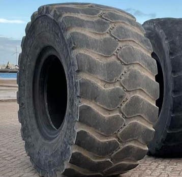 Diverse 35/65R33 / 26.5R25 / 23.5R25 gebruikte banden, Ophalen