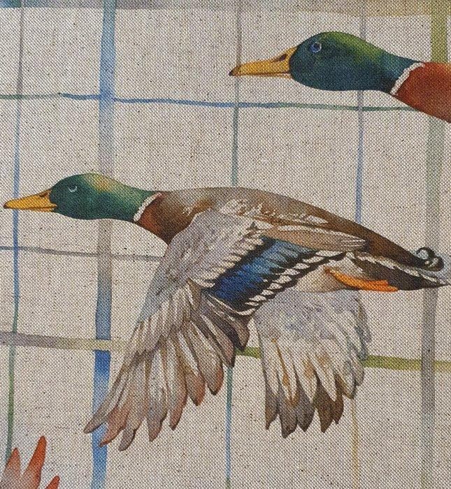 Exclusieve Country-stof met wilde eenden in vlucht -, Antiek en Kunst, Antiek | Kleden en Textiel