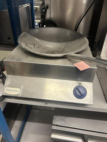 Occasion Electrolux  Inductie wok, Zakelijke goederen, Horeca | Keukenapparatuur, Ophalen, Gebruikt, Overige typen