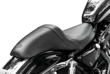 Mustang 82-03 Harley Sportster Fastback 1PC Seat - Black, Ophalen of Verzenden, Nieuw