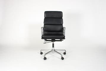 Vitra ea 219(stock 30) zwart leder gepolijst Aanbieding!!!, Zo goed als nieuw