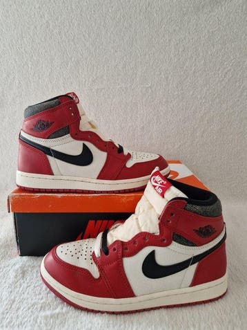 Nike - Air Jordan 1 High - High-top sneakers - Maat: EU 37.5, Nieuw