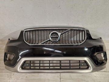 VOLVO XC40 II 18- INSCRIPTION voorbumper, Verzenden, Gebruikt