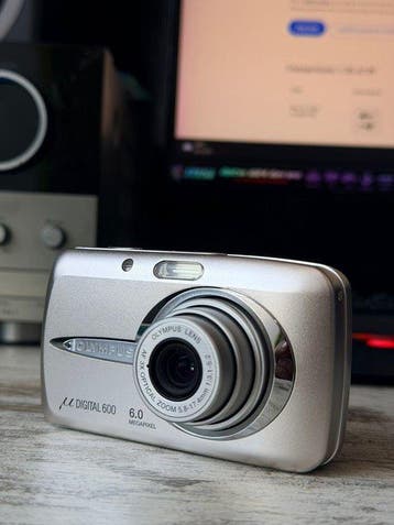 Olympus mju DIGITAL 600 Digitale camera, Nieuw