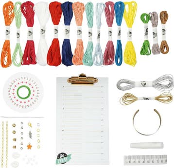 Buki - Vriendschapsarmbanden maken - Knutselen, Ophalen of Verzenden, Zo goed als nieuw
