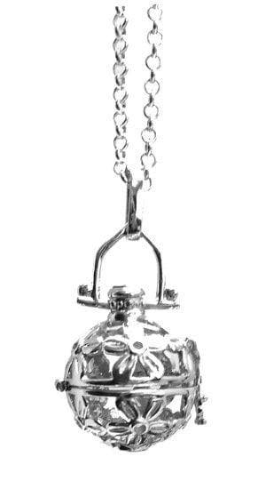 Prachtige lange ketting c.a. 80cm met een zilver kleur En..., Ophalen of Verzenden, Nieuw, Overige typen