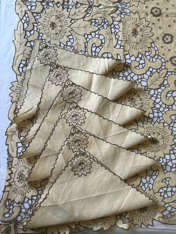 Tafelkleed - 130 cm - 130 cm - Antieke tafellaken