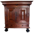 Kast - Prachtige Kussenkast met interessant interieur - Eik,