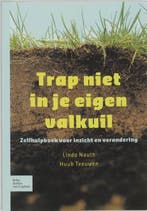 Boek Trap niet in je eigen valkuil 9789031345830, Verzenden, Zo goed als nieuw