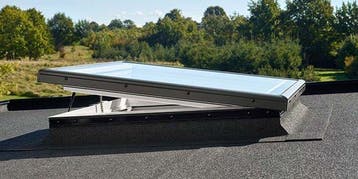 VELUX elektrisch platdakraam met veiligheidsglas 90x120 cm, Doe-het-zelf en Verbouw, Glas en Ramen, Verzenden, Nieuw