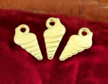 DQ metaal bedel ijsje 12x6mm goudkleur, oogje 1,7 mm (Nik..., Ophalen of Verzenden, Nieuw, Bedel