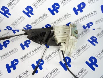 Portierslot A 169 730 2235* RA o.a: B-klasse w245, Auto-onderdelen, Gebruikt, Deur, Mercedes-Benz, Rechts