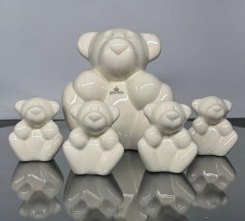 Boch Frères - Rik Delrue - Beeldje, Famille ours - 20 cm -
