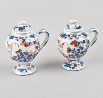 Pot - Een paar Chinese Imari mosterdpotten. - Porselein