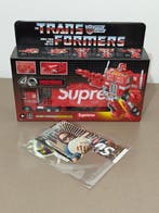 Hasbro - Speelgoedfiguurtjes Supreme/Transformers G1 Optimus