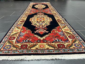 Tabriz - Vloerkleed - 240 cm - 70 cm, Nieuw