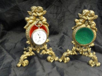 porte montre zakhorloge hangers