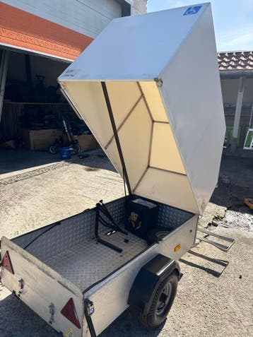 SCOOTMOBIEL  AANHANGWAGEN  ? INC 2 FIETSDRAGERS, Ophalen, Gebruikt