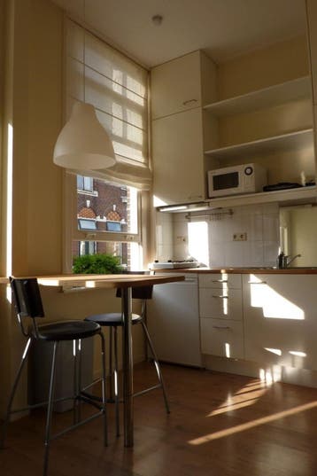 Te huur: Studio Duvenvoordestraat in Haarlem, Noord-Holland, Haarlem