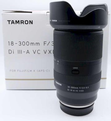 Tamron 18-300mm 3.5-6.3 Di III VC Fuji X OCCASION (649), Ophalen of Verzenden, Zo goed als nieuw