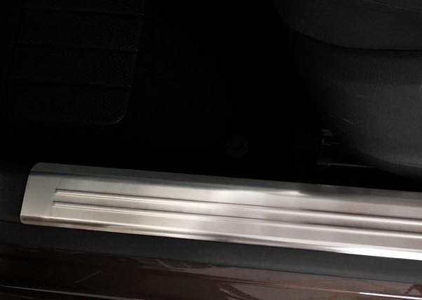 Instaplijsten VW GOLF VI 5D relief lijnen 4pcs in set Staal, Auto-onderdelen, Overige Auto-onderdelen, Ophalen of Verzenden