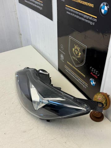 Koplamp links Ford Focus 3 bj.2014 art.BM51-13W030RA, Gebruikt, Ford