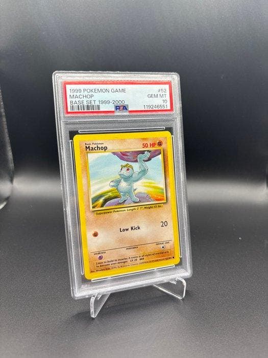 Pokémon - 1 Graded card - Machop #52 Base Set 1999-2000 -, Hobby en Vrije tijd, Verzamelkaartspellen | Pokémon