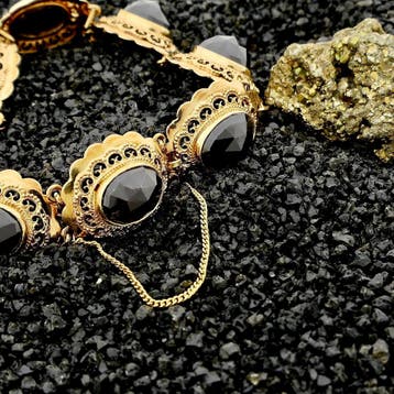 Antiek gouden bootjes armband met granaat | 18 cm, Gebruikt, Ophalen of Verzenden, Met edelsteen, Goud