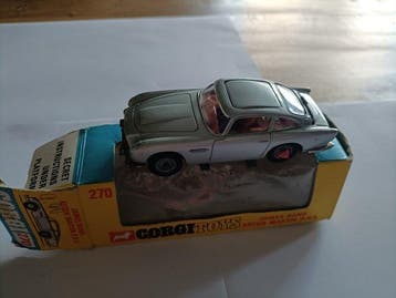 Corgi 1:43 - Modelauto - Aston Martin DB5 (James Bond), Nieuw