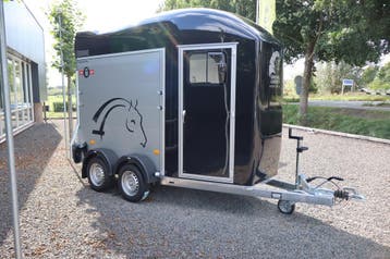 Cheval Liberte Gold One Origins 1,5 paards paardentrailer, Dieren en Toebehoren, Paarden en Pony's | Trailers en Aanhangwagens