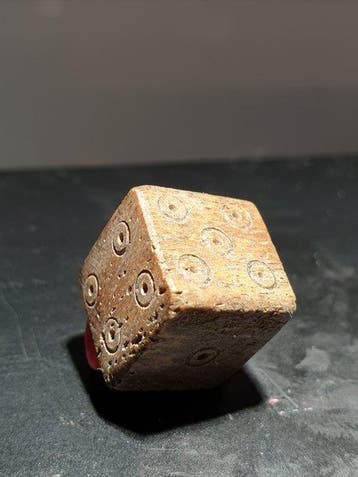Oud-Romeins Been Dice - 11 mm (Zonder minimumprijs)
