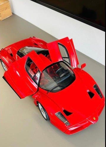 Grani & Partners 1:10 - Modelauto - Ferrari Enzo, Nieuw