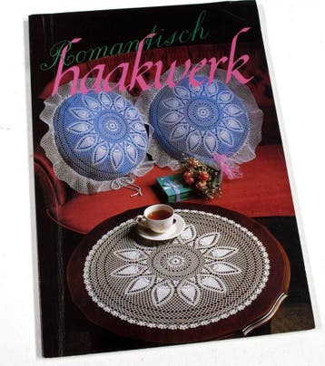 Romantisch haakwerk 9789062073368, Boeken, Verzenden, Gelezen