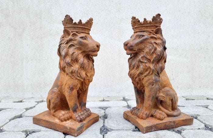 Beeldje - Gatekeepers - leeuwen (2) - IJzer, Antiek en Kunst, Kunst | Designobjecten