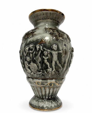 Pereiras Valado (Portugal) - Vaas - Faience - Putti-relief