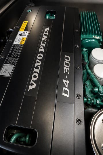 Volvo Penta D4-300 A-F, Ophalen, Gebruikt, Motor en Techniek, Motorboot