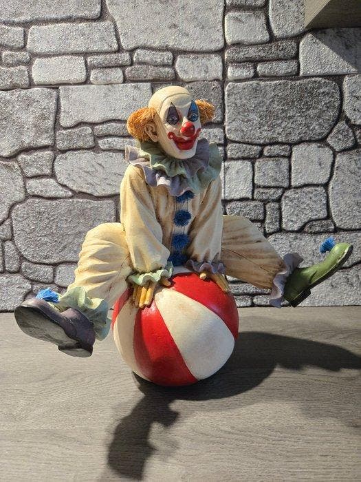 Jun Asilo - Jun Asilo - Beeld, Juno Asilo Clown op bal, Antiek en Kunst, Curiosa en Brocante