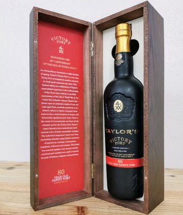 Taylors, Victory - 80 years old Tawny - Gebotteld in 2025 -, Nieuw