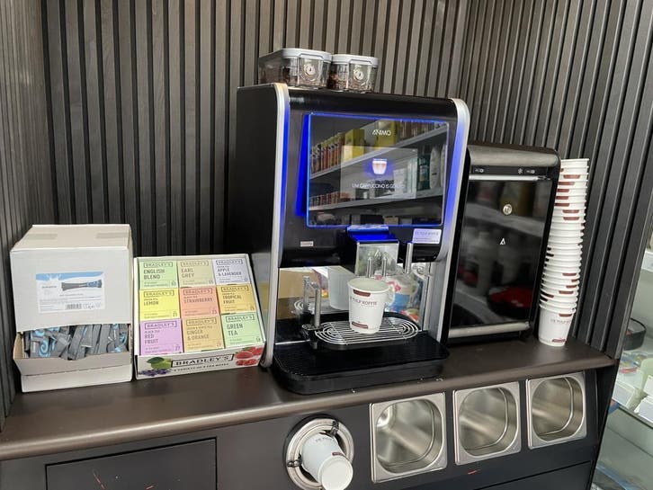 Animo Optime Koffiemachine | Inclusief Onderhoud & Service, Witgoed en Apparatuur, Koffiezetapparaten, Nieuw