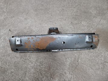Nieuwe achterbalk Fiat 126 ( prijs incl. verzenden ), Ophalen of Verzenden, Nieuw, Fiat