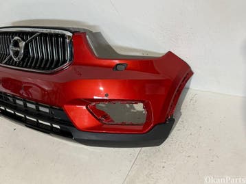 Volvo XC40 Voorbumper 31449359, Ophalen, Gebruikt, Voor, Bumper